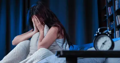 4 Thói Quen Trước Khi Ngủ Gây Hại Gan Nhiều Người Thường Bỏ Qua