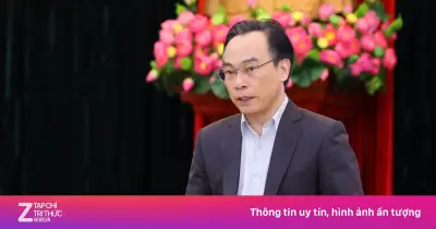 Bộ GD&ĐT giải đáp về việc bỏ bằng tốt nghiệp THCS và phân quyền quản lý giáo dục