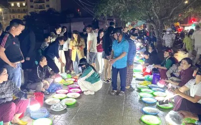 Chợ Mực Nháy Cửa Lò: Phiên Chợ Đêm Độc Đáo Với Hải Sản Tươi Roi