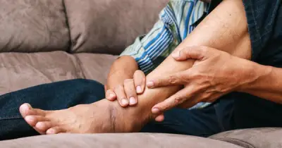 Cảnh báo: 6 dấu hiệu ở tay chân vào ban đêm có thể báo hiệu đột quỵ sắp xảy ra