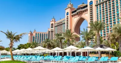 Du khách nhà giàu phản ứng trước giá cả tăng vọt, ngành du lịch đối mặt rủi ro