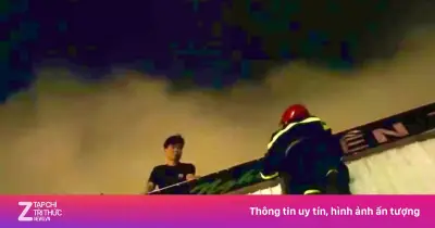 Giải Cứu Thành Công 6 Người Trong Vụ Cháy Nhà Nghỉ 5 Tầng Ở TP.HCM