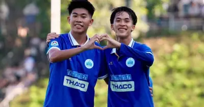 Hồ Thanh Phước tỏa sáng, người bố tự hào trong ngày ra quân TNSV quốc tế