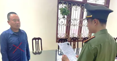 Đối tượng truy nã đặc biệt lẩn trốn 9 năm ra đầu thú tại Ninh Bình