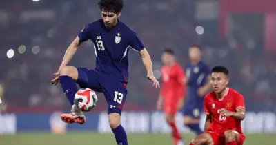 Đội Tuyển Thái Lan Đối Mặt Khủng Hoảng Nhân Sự Già Cỗi Trước Trận Quyết Đấu