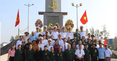 Lữ đoàn Đặc công Hải quân 126 về đất lửa Quảng Trị tri ân gia đình chính sách