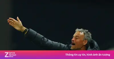 Luis Enrique Gia Hạn PSG, MU Chuyển Hướng Sang Michael Carrick