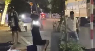 Nam sinh 19 tuổi bị đánh nhập viện, công an triệu tập hai đối tượng liên quan