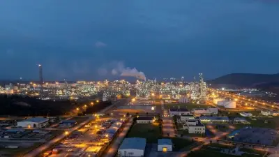 Nhà máy Lọc hóa dầu Nghi Sơn vượt khó, đảm bảo nguồn cung xăng dầu đến hết tháng 5/2026