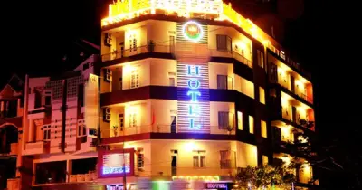 Thủ tướng chỉ thị tiết kiệm điện và đẩy mạnh điện mặt trời mái nhà