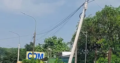 Tru Đèn Đường Nguy Hiểm: Mối Đe Dọa Thường Trực Trên Các Tuyến Phố