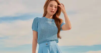 Xu hướng thời trang mùa hè: Gam màu xanh nước biển thống trị phong cách