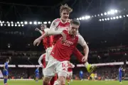 Arsenal bỏ xa Man City 9 điểm, Chelsea lỡ cơ hội vào top 3 Premier League