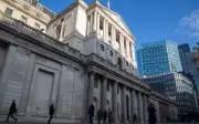 BoE và ECB giữ lãi suất, thị trường trái phiếu châu Âu chao đảo vì giá năng lượng tăng