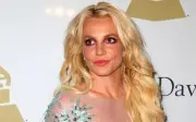 Britney Spears bị bắt vì nghi ngờ lái xe dưới ảnh hưởng rượu và chất kích thích