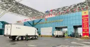 Cửa khẩu Móng Cái sôi động với thí điểm thông quan cuối tuần tại cầu Bắc Luân II