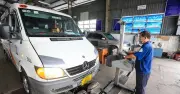Chuyên gia cảnh báo rủi ro khi 'đạp lút ga' kiểm định khí thải xe cũ tại Việt Nam