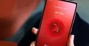 Cảnh báo chiêu lừa đảo mới: Giả danh bưu điện, dụ nạn nhân vay online chuyển tiền