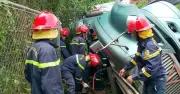 Cảnh sát PCCC Đà Nẵng giải cứu thành công tài xế mắc kẹt trong cabin xe đầu kéo sau tai nạn