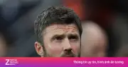 Fan MU chia rẽ về tương lai HLV Carrick sau trận thua Newcastle
