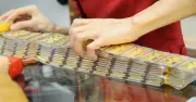 Giá vàng SJC tăng 1 triệu đồng/lượng lần thứ 3 trong ngày, vượt 171 triệu