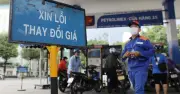 Giá Xăng Tăng Mạnh, Người Dân Đối Mặt Với Áp Lực Chi Phí Đi Lại Gia Tăng