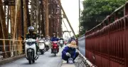 Hà Nội Cấm Toàn Bộ Phương Tiện Qua Cầu Long Biên Trong 60 Ngày Để Sửa Chữa