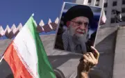 Iran công bố bộ ba lãnh đạo chuyển tiếp sau khi Lãnh tụ Khamenei qua đời