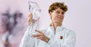 Jannik Sinner Vô Địch Miami Open, Kế Nhiệm Roger Federer Dưới Bầu Trời Mỹ
