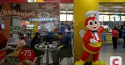 Jollibee Philippines cân nhắc đưa Highlands Coffee lên sàn chứng khoán Việt Nam