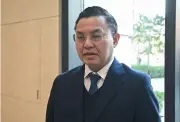 Khởi tố nguyên Cục trưởng Cục Môi trường Hoàng Văn Thức về tội tham ô tài sản