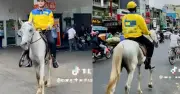 Nam thanh niên mặc áo xe ôm công nghệ cưỡi ngựa đổ xăng gây sốt mạng xã hội