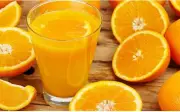 Nước cam tốt cho sức khỏe nhưng cần uống đúng liều lượng mỗi ngày