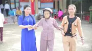 Ngư dân Đà Nẵng tạm gác vươn khơi, hào hứng thực hiện quyền bầu cử