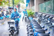 Người dân Thủ đô tích cực chuyển sang sử dụng phương tiện giao thông xanh