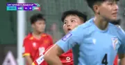 Ngân Thị Vạn Sự lập cú đúp, tuyển nữ Việt Nam thắng kịch tính Ấn Độ 2-1