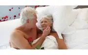 Sau 40 Tuổi, Đời Sống Chăn Gối Thay Đổi: Sự Thật Khiến Nhiều Cặp Đôi Giật Mình
