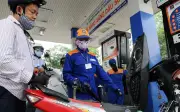 Sau đợt tăng giá, xăng dầu bình ổn, một mặt hàng giảm sâu