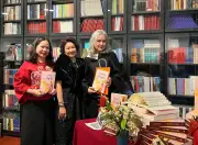 Thi phẩm 'Từ nụ hồ đỏ' của Đoàn Bổn: Con đường một đại lộ thi ca