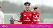 Thần đồng 15 tuổi JJ Gabriel gây ấn tượng mạnh với Mbeumo tại Manchester United