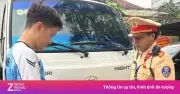 Tài xế xe tải Hà Nội mua giấy phép vào phố cấm qua mạng xã hội bị CSGT phát hiện