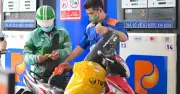 Đầu mối xăng dầu hạn chế bán hàng: Càng bán càng lỗ, nguồn cung chỉ nhỏ giọt