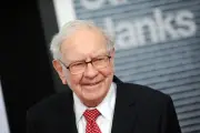 Warren Buffett cảnh báo kiểu đầu tư 'nửa tình nửa mê' khiến nhà đầu tư mất tiền