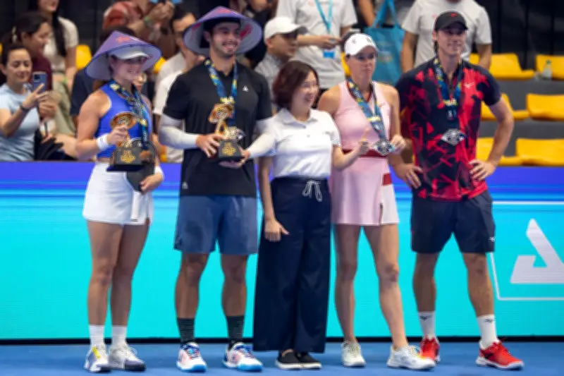 Anna Leigh Waters và Ben Johns Thâu Tóm Danh Hiệu Pickleball Tại Hà Nội