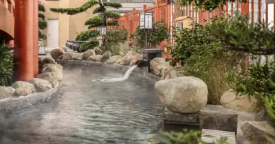 Bí quyết sống thọ của Nhật Bản: Văn hóa tắm khoáng nóng và công nghệ hiện đại