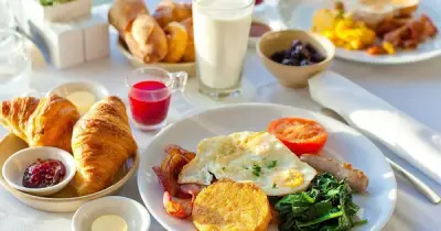 Bữa sáng cân bằng: Chìa khóa bảo vệ sức khỏe não bộ và tránh 3 kiểu ăn sai lầm