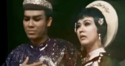 Bản phục chế màu 'Tiếng trống Mê Linh' làm sống lại huyền thoại cải lương