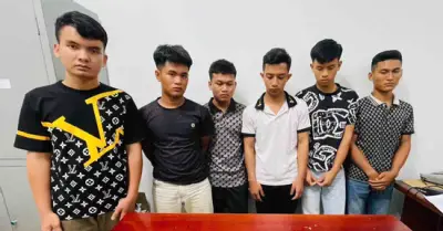 Bắt tạm giam 5 đối tượng dùng dao tấn công người đi đường ở TP.HCM