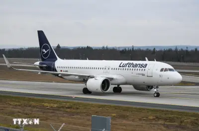 Đức đình công kéo dài, hàng trăm chuyến bay của Lufthansa bị hủy