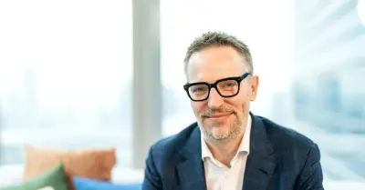 CEO LinkedIn chỉ ra 5 kỹ năng 'siêu nhân' giúp con người không bị AI thay thế